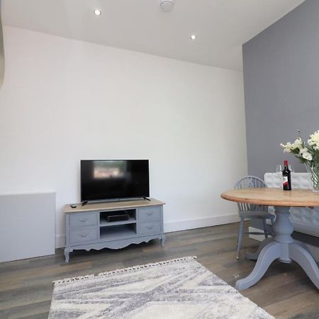 Hope House Apartments تشيستر المظهر الخارجي الصورة