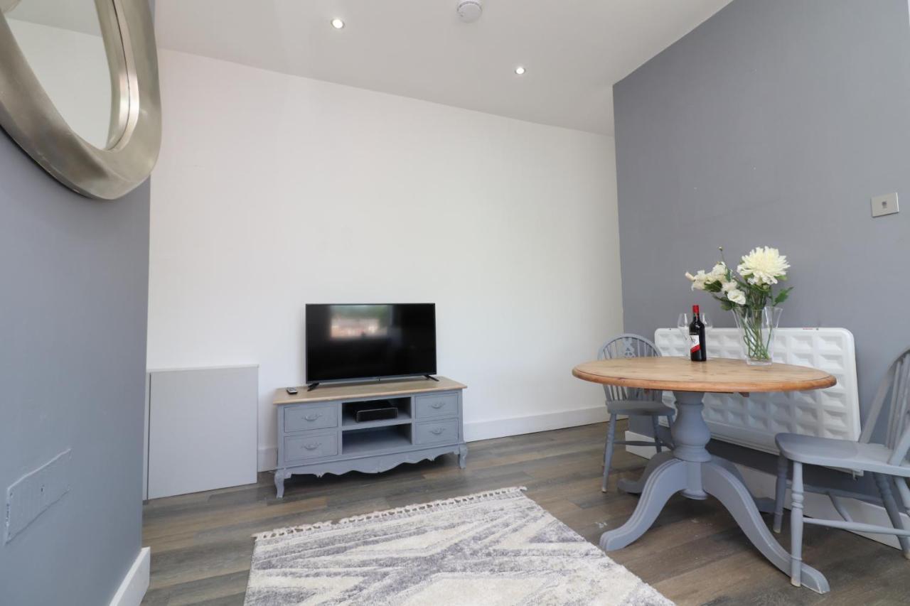 Hope House Apartments تشيستر المظهر الخارجي الصورة